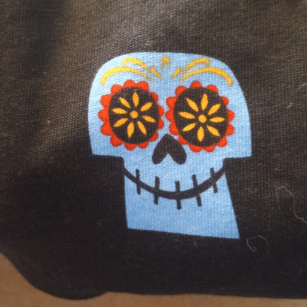 Disneys Coco Black T-Shirt with Colorful Skull Print Size XL Kids - Picture 3 of 5